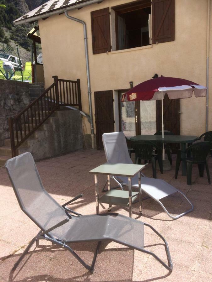 Ferienwohnung Le Chateau Des Orres Les Orres Exterior foto