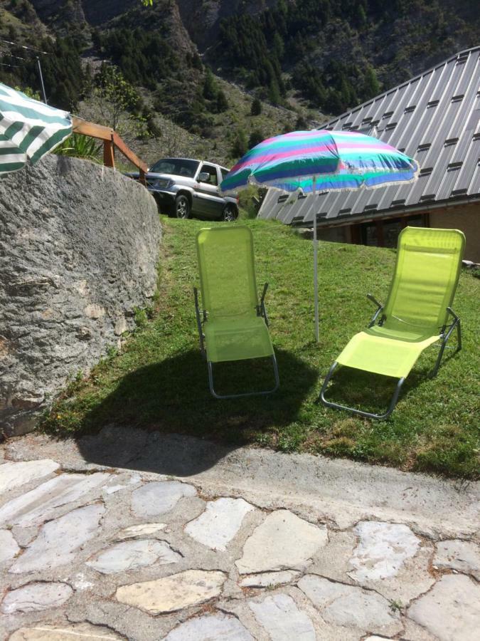 Ferienwohnung Le Chateau Des Orres Les Orres Exterior foto